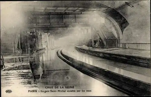 Ak Paris VIIe, Gare Saint Michel überschwemmt, Seineflut 1910