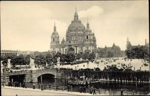 Ak Berlin Mitte, Dom