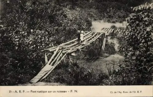 Ak Gabun Französisch Äquatorialafrika, Rustikale Brücke über einen Bach, Brücke
