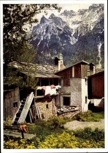 Ak Mittenwald in Oberbayern, Stiller Winkel, Gebäude, Berge