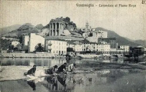 Ak Ventimiglia Liguria, Lavandaie el Fiume Roya