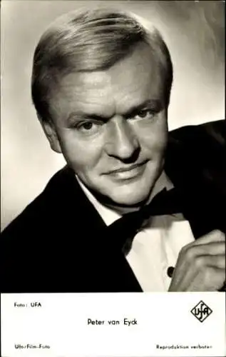 Ak Schauspieler Peter van Eyck, Portrait