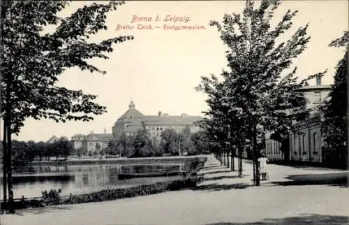 Ak Borna in Sachsen, Breiter Teich, Straßenpartie, Realgymnasium