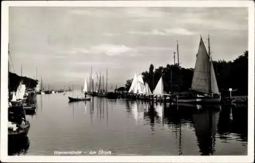 Ak Ostseebad Warnemünde Rostock, Am Strom, Segelboote