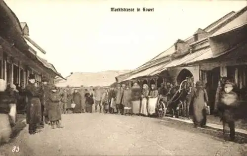 Ak Kowel Ukraine, Partie an der Marktstraße, Passanten