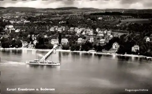 Ak Kressbronn am Bodensee, Fliegeraufnahme, Dampferanlegestelle