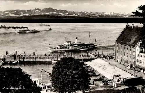 Ak Meersburg am Bodensee, Teilansicht, Dampfer, Schweizer Alpen