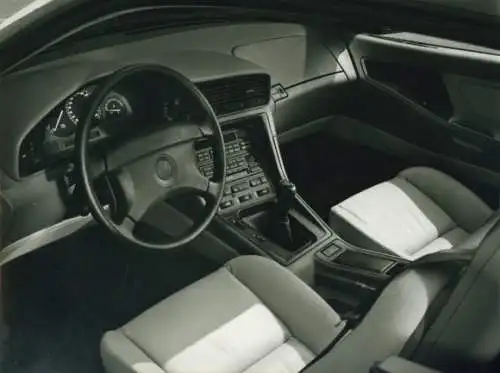 Foto Auto, BMW Coupe 850i, Cockpit, Lenkrad