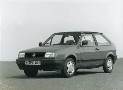 Foto Volkswagen PKW, VW Polo Coupé CL, Modelljahr 1992, Kennzeichen WOB-CL 879