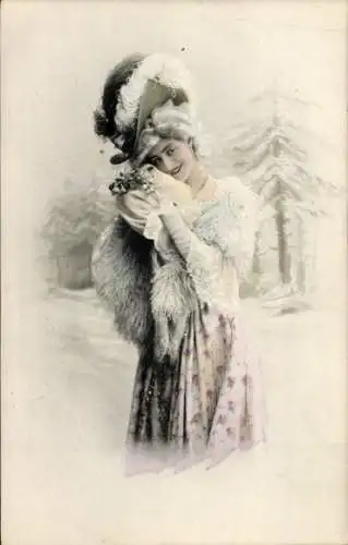 Ak Frau-Portrait, Federhut, Pelzstola, Winter, Tannenbäume