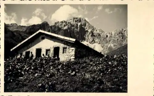 Foto Ak Blick hinauf zur Hütte