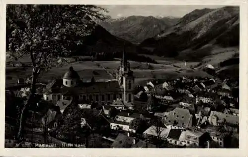 Ak Mariazell Steiermark, Teilansicht vom Ort, Kirche