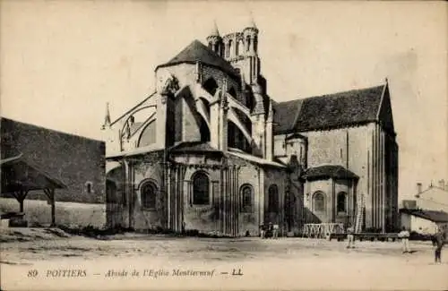 Ak Poitiers Vienne, Apsis der Montierneuf-Kirche