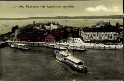 Ak Lindau am Bodensee Schwaben, Blick vom Leuchtturm, Schiffe