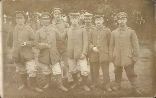 Foto Ak Deutsche Soldaten in Uniformen