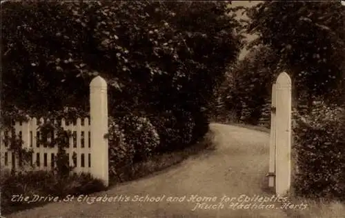 Ak Much Hadham Hertfordshire Ostengland, die Fahrt, St. Elisabeth-Schule