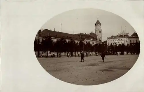 Foto Ak Köln am Rhein, Teilansicht, Turm, Platz