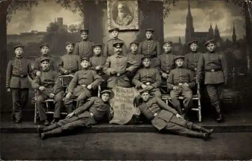 Foto Ak Ulm an der Donau, Soldaten in Uniform, Gruppenbild