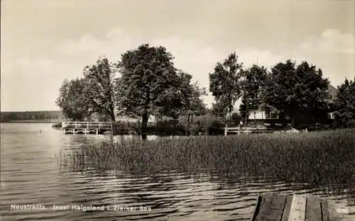 Ak Neustrelitz in Mecklenburg, Insel Helgoland im Zierker See