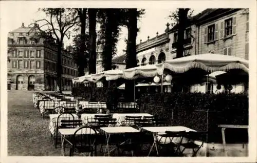 Ak Versailles Yvelines, Restaurant Le Londres, Rue Colbert, La Terrasse Fleurie, Vue sur le Chateau