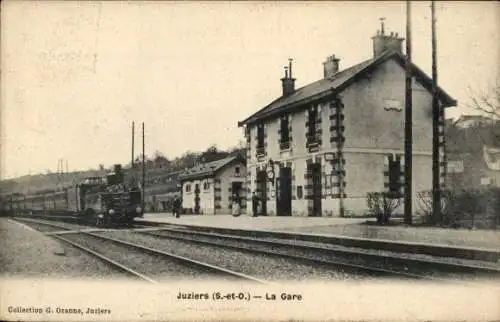 Ak Juziers-Yvelines, La Gare