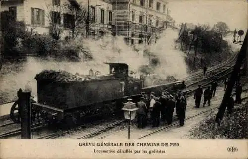 Generalstreik der Ak bei der Eisenbahn, Lokomotive wird von Streikenden entgleist