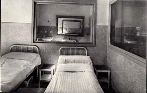 Ak Amberloup Sainte Ode Wallonien Luxemburg, Air et Soleil, Louis Empain Foundation, Krankenstation