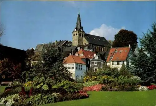 Ak Kettwig Essen im Ruhrgebiet, Teilansicht, Kirche