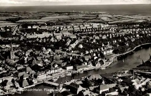 Ak Neustadt in Holstein, Fliegeraufnahme