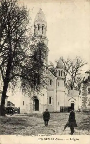Ak Les Ormes Vienne, Kirche