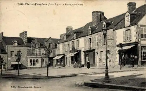 Ak Fougères Ille et Vilaine, Partie am Platz