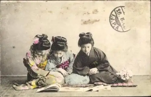 Ak Japan, Mädchen in japanischer Tracht beim Lesen
