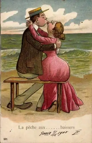 Ak Küssendes Liebespaar am Strand