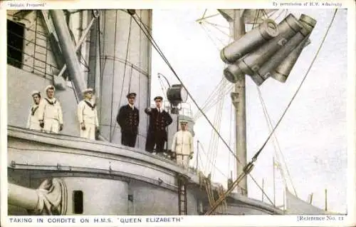 Ak Britisches Kriegsschiff, HMS Queen Elizabeth, Seeleute