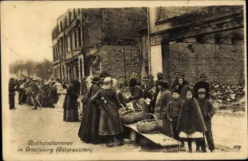 Ak Szczytno Ortelsburg Ostpreußen, Obsthändlerinnen, Markt, Ostpreußenhilfe 1. WK
