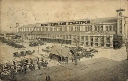 Ak Berlin Mitte, Stettiner Bahnhof, Blick vom Hotel Baltic, Pferdekutschen