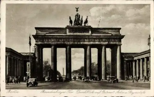 Ak Berlin Mitte, Brandenburger Tor, Durchblick auf Ost-West-Achse, Siegessäule