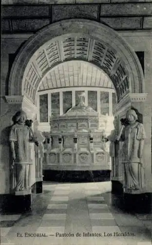 Ak San Lorenzo de El Escorial Madrid, Monasterio del Escorial, Panteon de Infantes, Los Heraldos