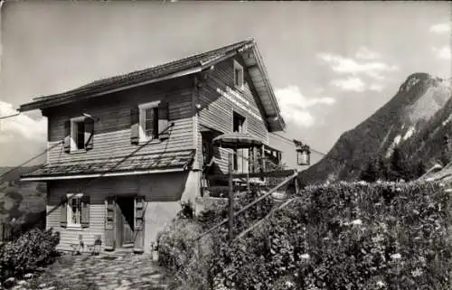 Ak Stoos Morschach Kanton Schwyz, Seilbahn, Berghaus