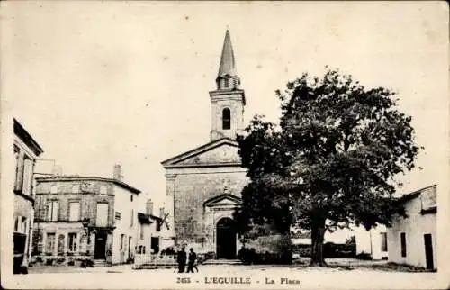 Ak Grandes Bouches du Rhône, L’Eguille, la Place