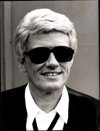 87 Pressefotos Heino, Portraits und Filmszenen