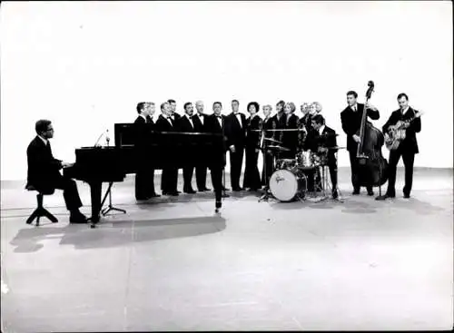 56 Fotos Tanzorchester: Horst Jankowski Chor, Glenn Miller, Hohenberger, Edelhagen, Don Kosaken