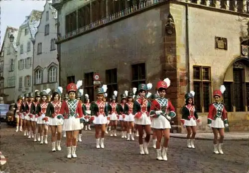 Ak Colmar, Majorette, Tänzerinnen in Uniformen, Karneval