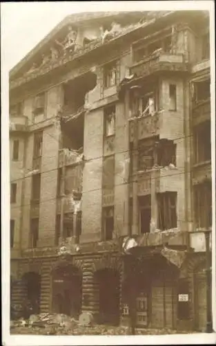 Foto Ak Berlin, Zerstörtes Haus, Ruine