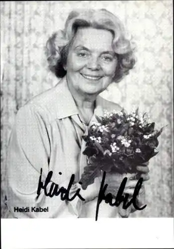 Ak Schauspielerin Heidi Kabel, Portrait, Autogramm, Blumenstrauss