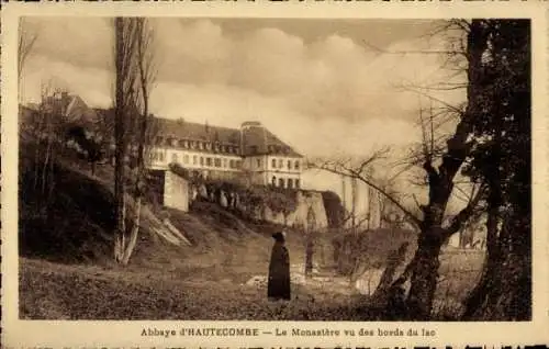 Ak Saint Pierre de Curtille Savoie, Abtei Hautecombe, La Monastere vu des bords du lac, Mönch