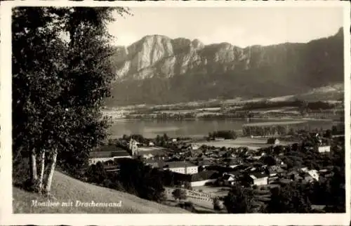 Ak Mondsee Oberösterreich, Totale mit Drachenwand