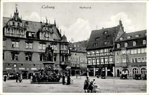 Ak Coburg in Oberfranken, Marktplatz, Statue