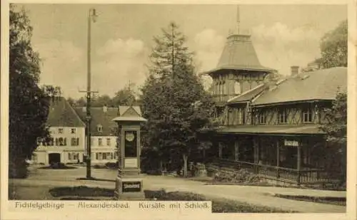Ak Bad Alexandersbad im Fichtelgebirge Oberfranken, Kursäle mit Schloss