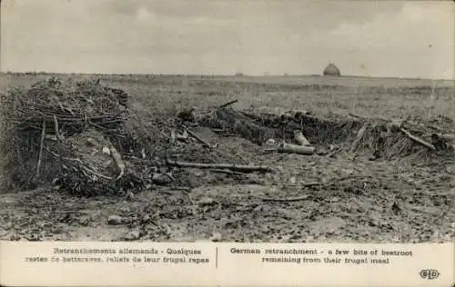 Ak Schlachtfeld 1. WK, deutscher Schützengraben